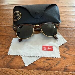 Ray-Ban clubmaster classic sunglasses RB 3016